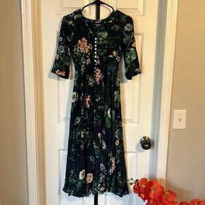 Maxi short sleeve floral dress